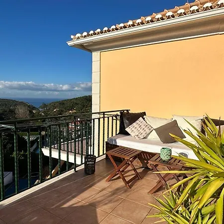 Freds House On S Juliao Apartment Carvoeira