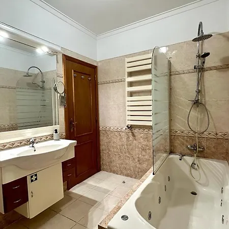 Freds House On S Juliao Carvoeira