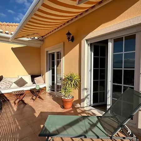 Freds House On S Juliao Apartment